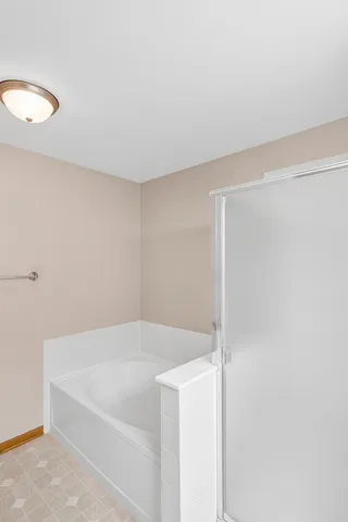 $2,500 | 10549 Wakefield Lane, Unit 10549, Huntley, IL 60142