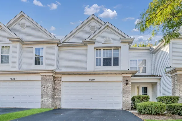 $2,500 | 10549 Wakefield Lane, Unit 10549, Huntley, IL 60142
