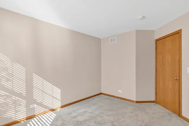 $2,500 | 10549 Wakefield Lane, Unit 10549, Huntley, IL 60142