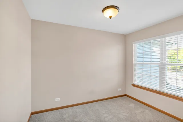 $2,500 | 10549 Wakefield Lane, Unit 10549, Huntley, IL 60142