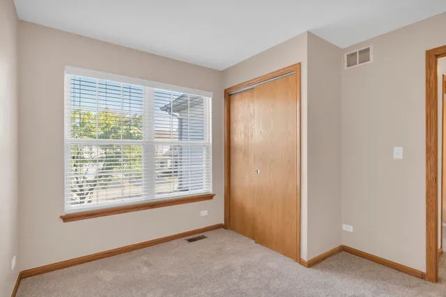 $2,500 | 10549 Wakefield Lane, Unit 10549, Huntley, IL 60142