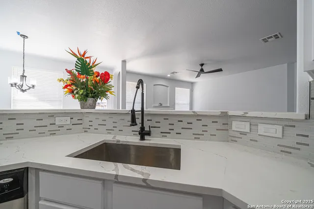 $450,000 | 519 Five Spot, San Antonio, TX 78245