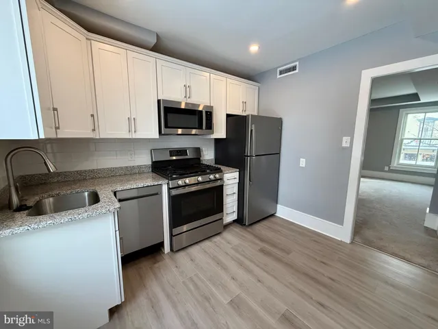 $1,698 | 25 West State Street, Doylestown, PA 18901