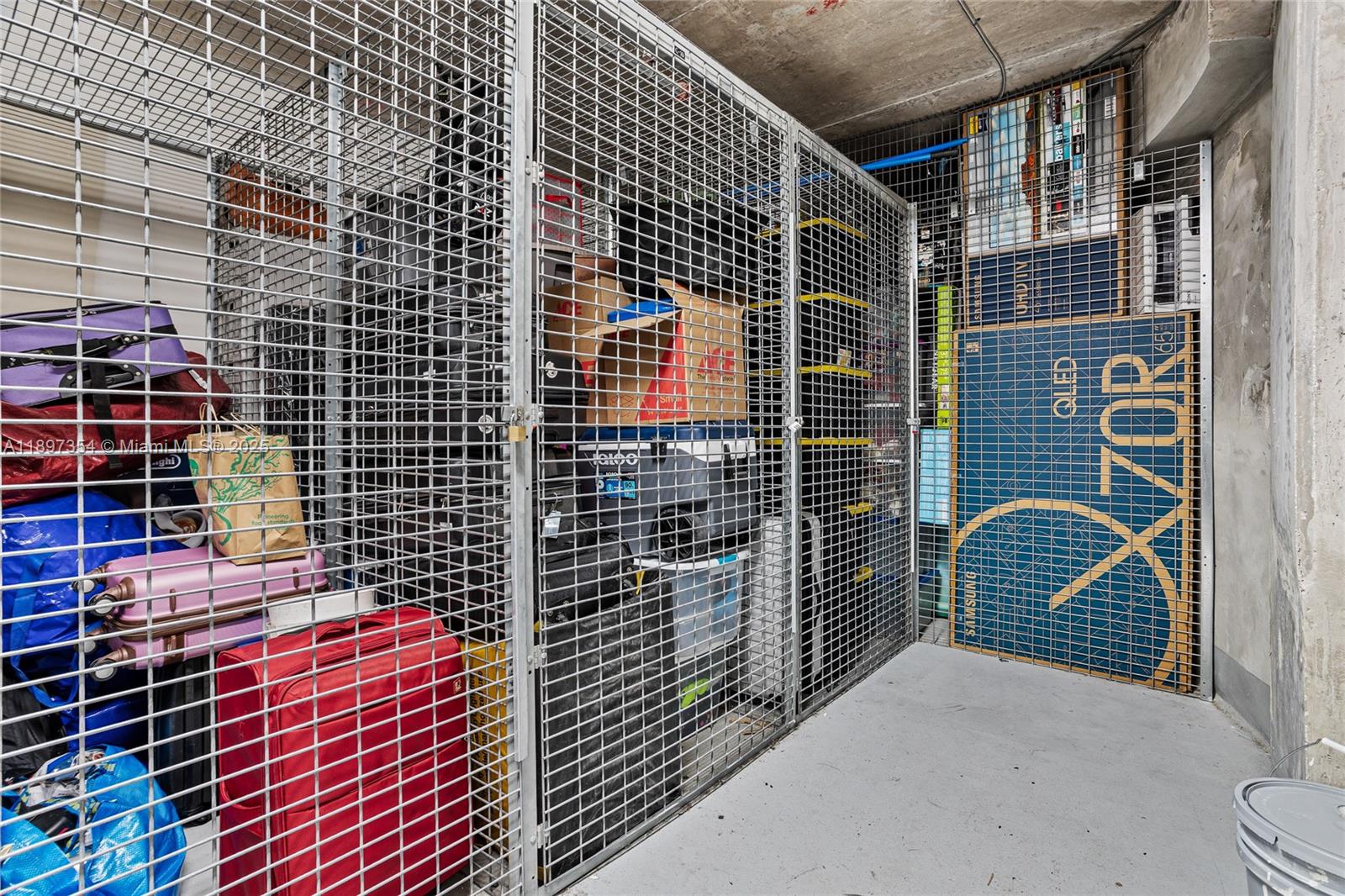 218 Southeast 14th Street, Unit 2105 Miami, FL 33131 - Photo 30 of 36