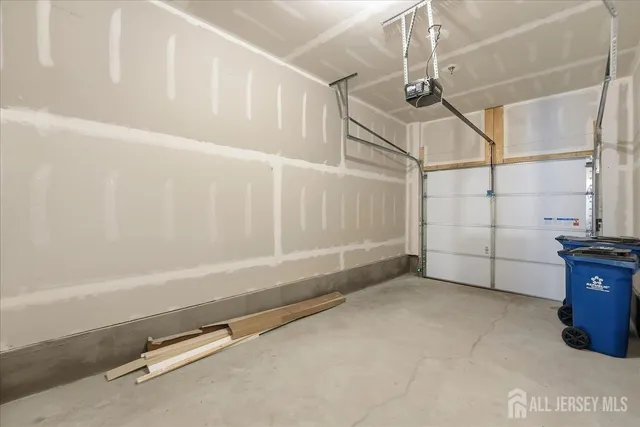 $3,680 | 216 Jessie Place, New Brunswick, NJ 08901