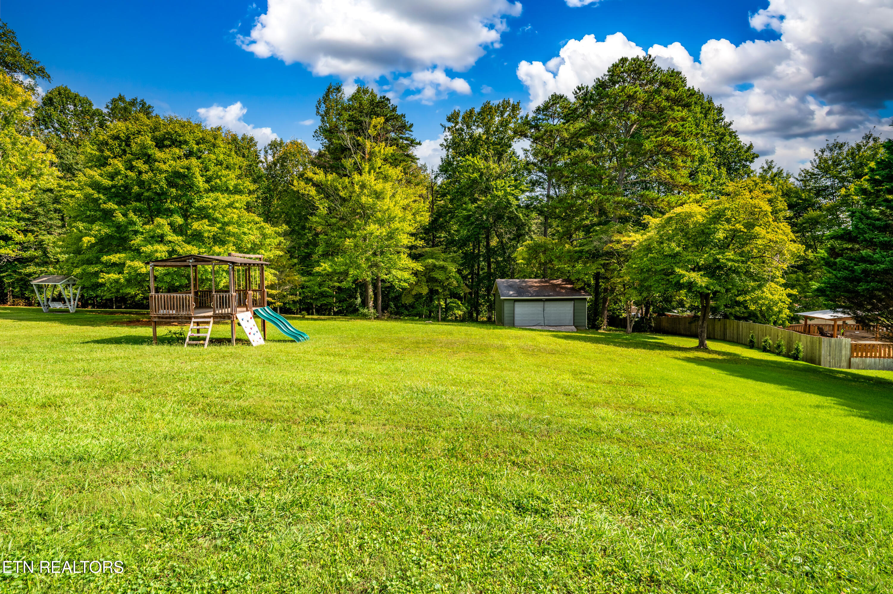 1205 Hoss Road Powell, TN 37849 - Photo 9 of 59 DSC_4784-HDR-Edit