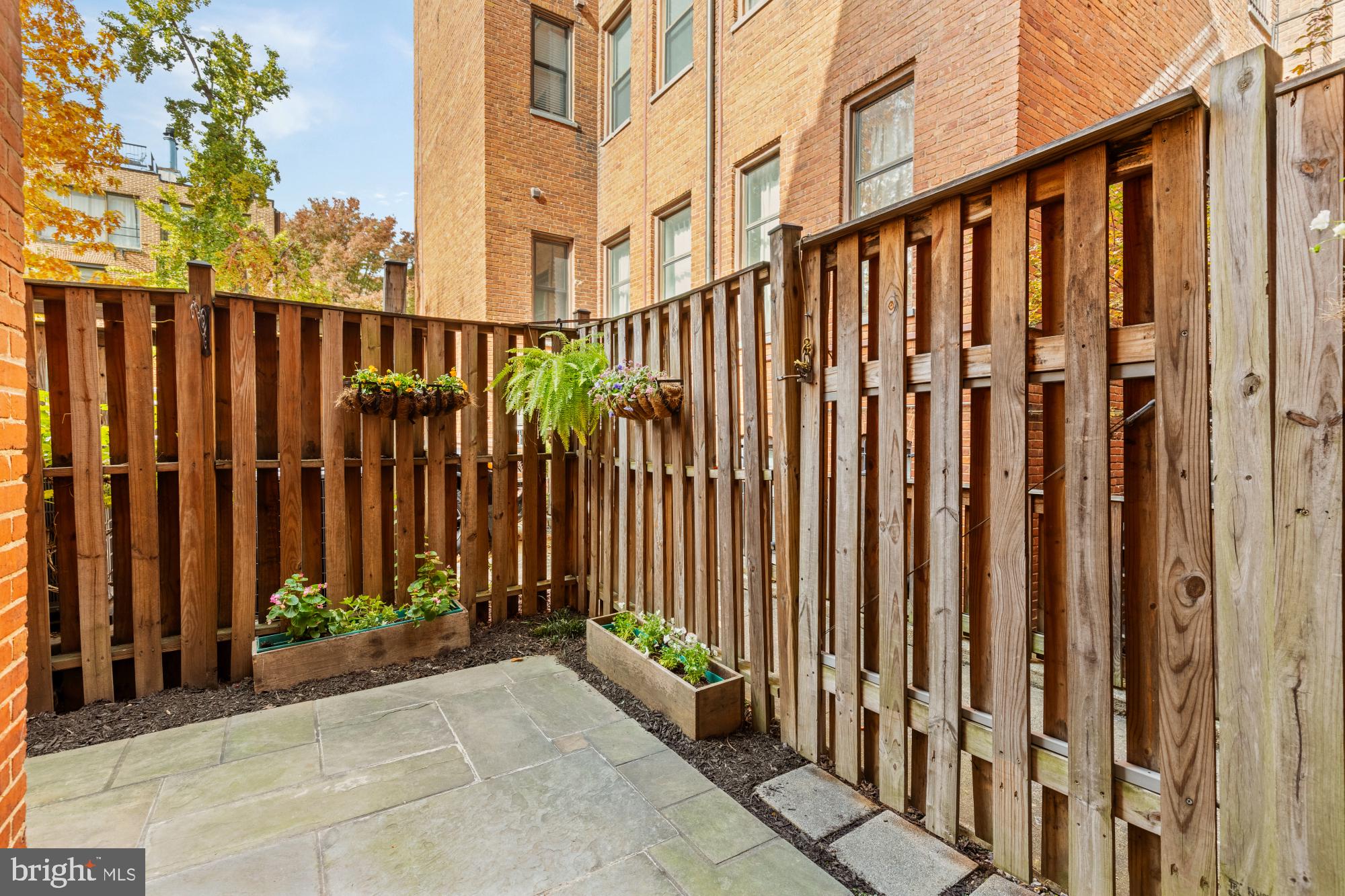 6 Logan Circle Northwest, Unit 2 Washington, DC 20005 - Photo 24 of 27