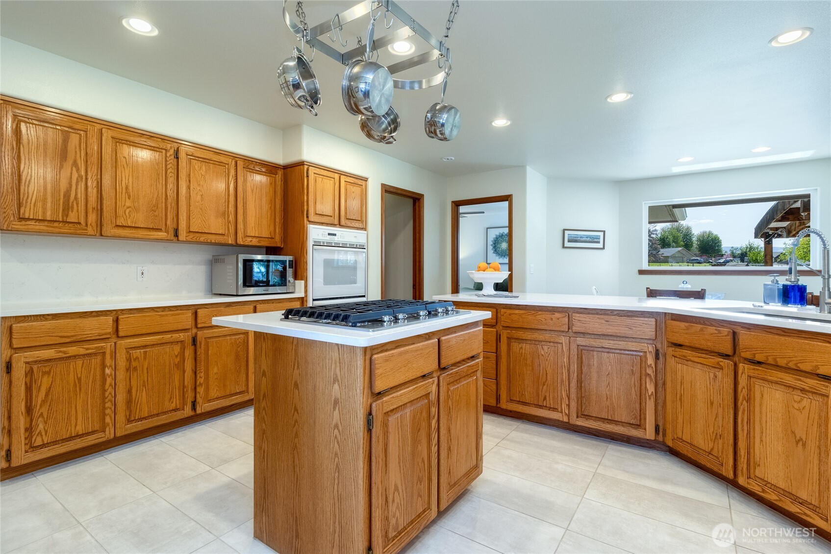 366 Hill Road Walla Walla, WA 99362 - Photo 9 of 40 Gallery Image 9