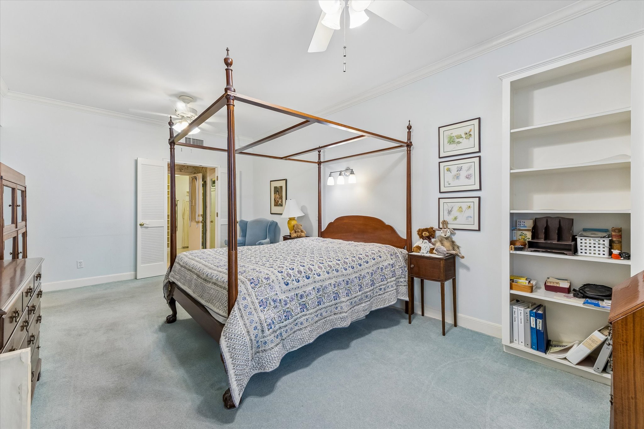 1801 Lavaca Street, Unit 6E Austin, TX 78701 - Photo 11 of 32 a bed room with a bed window and a mirror