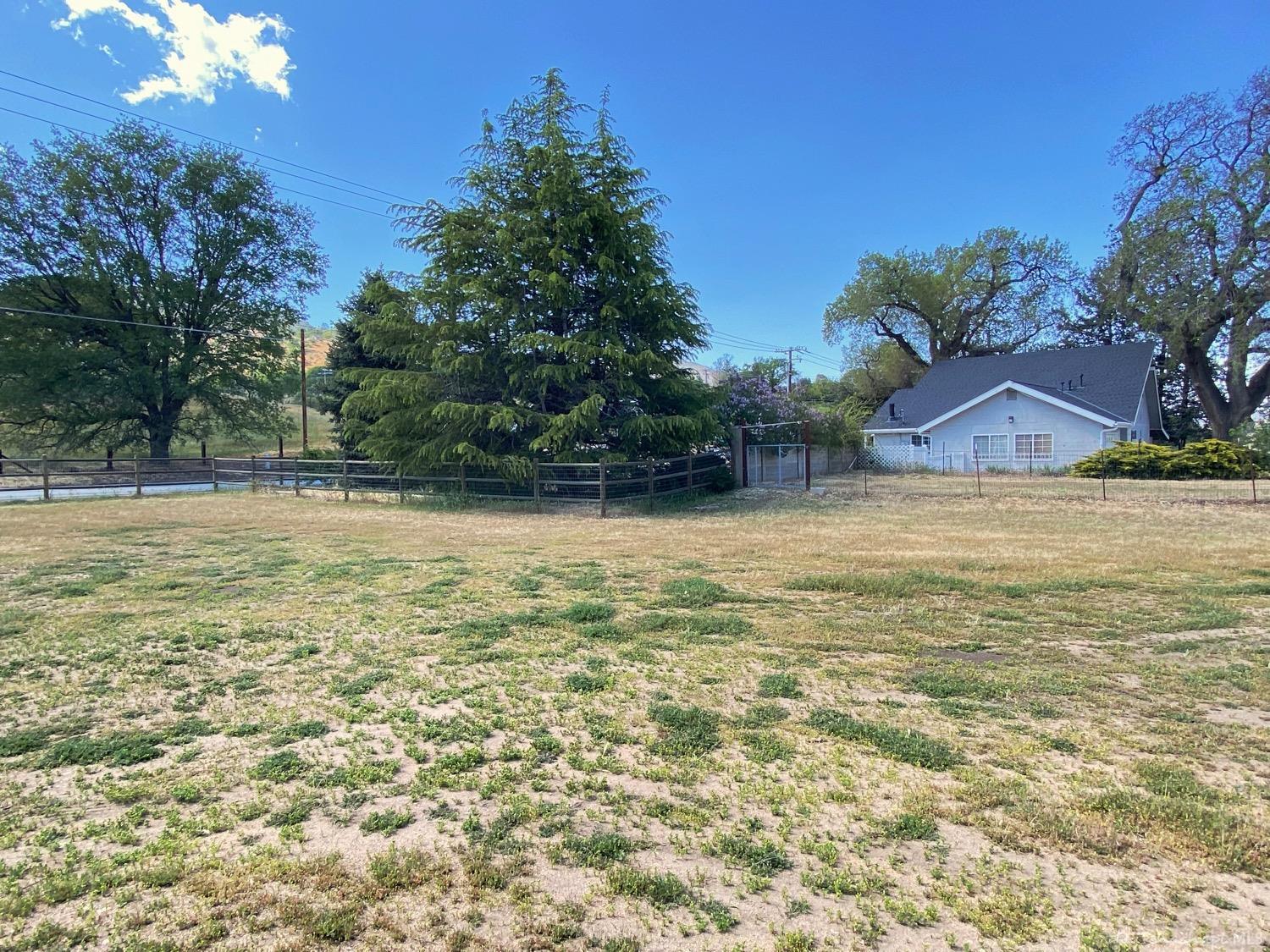21400 Old Town Road Tehachapi, CA 93561 - Photo 43 of 55 Gallery Image 43