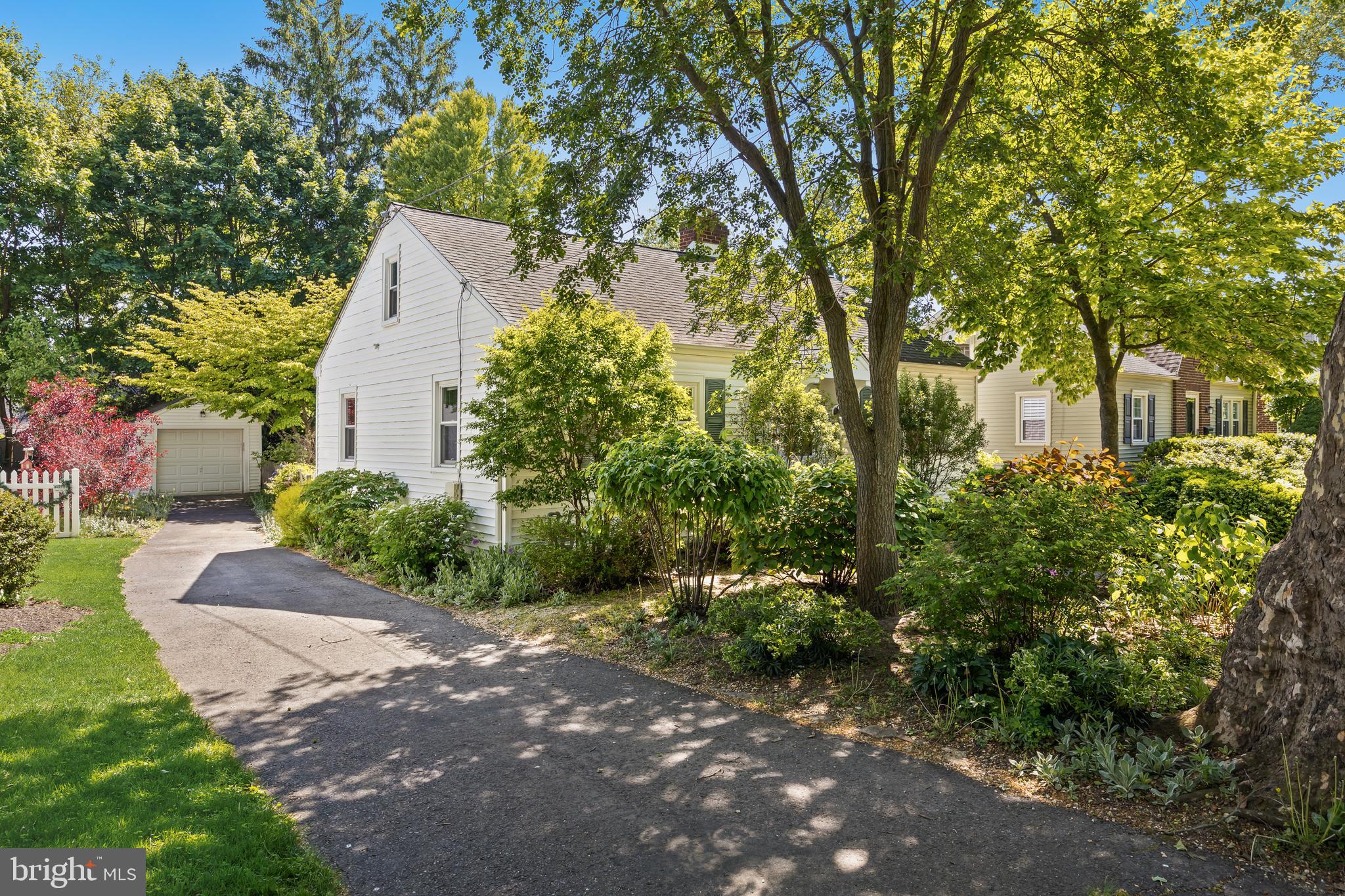 1616 Maple Avenue Haddon Heights, NJ 08035 - Photo 2 of 21