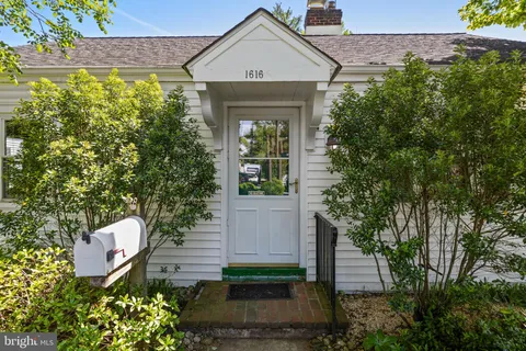 $315,000 | 1616 Maple Avenue, Haddon Heights, NJ 08035
