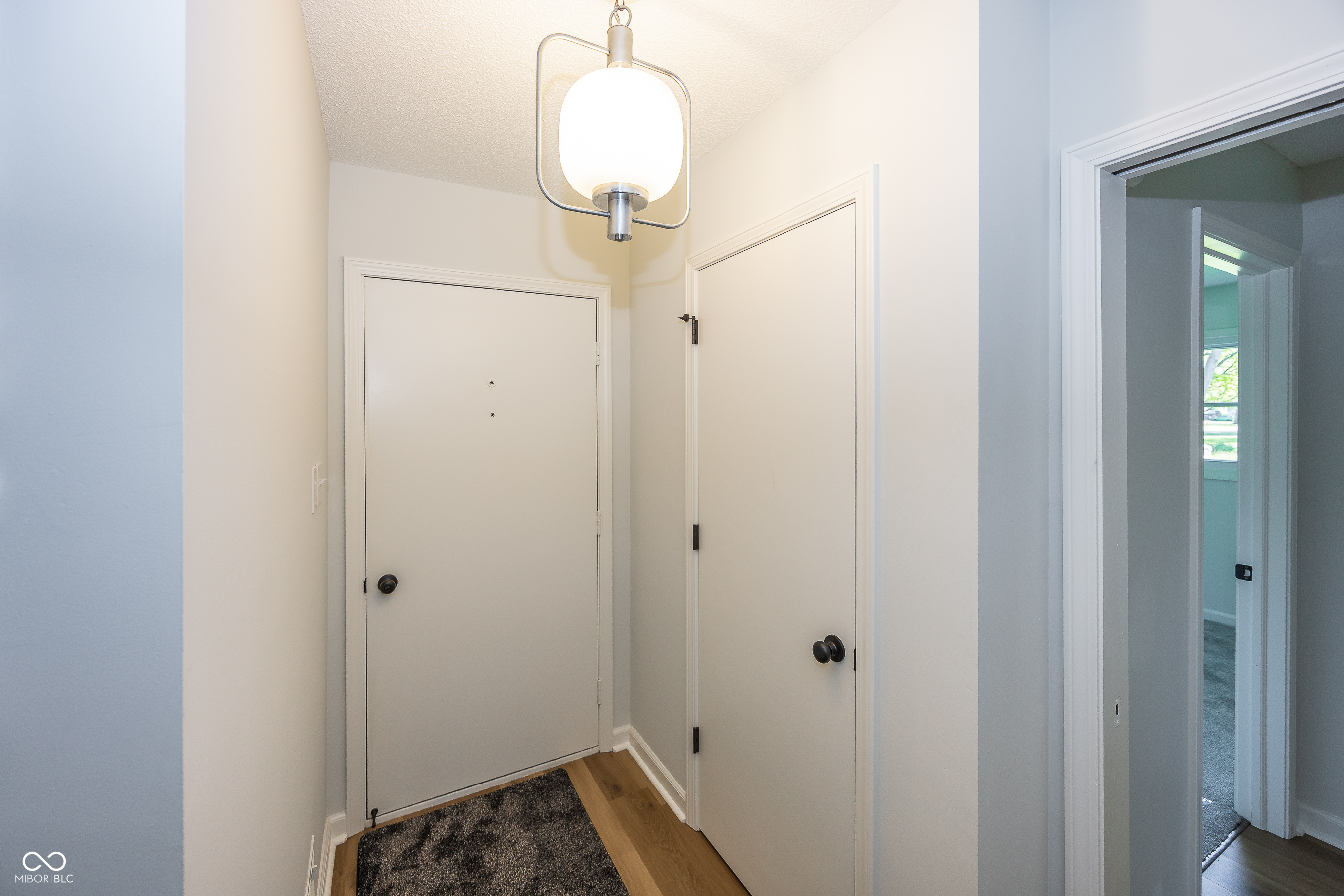 8021 Guion Road Indianapolis, IN 46268 - Photo 15 of 26