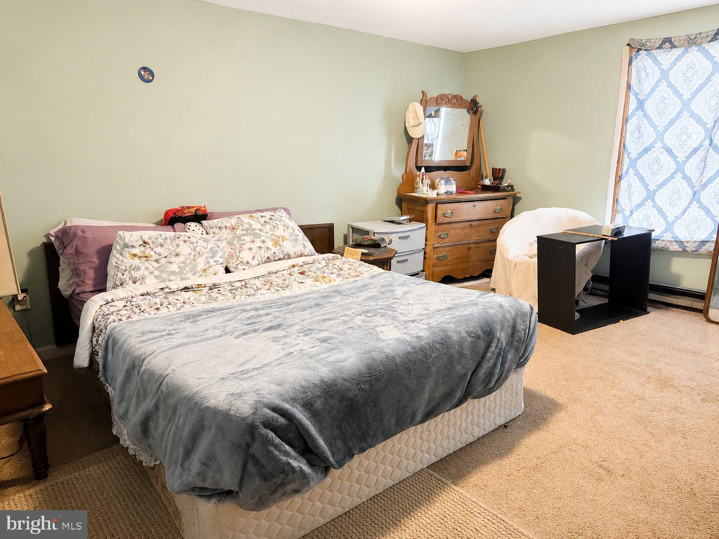 5125 Rhodesdale Road Rhodesdale, MD 21659 - Photo 31 of 50 a room with a bed and furniture