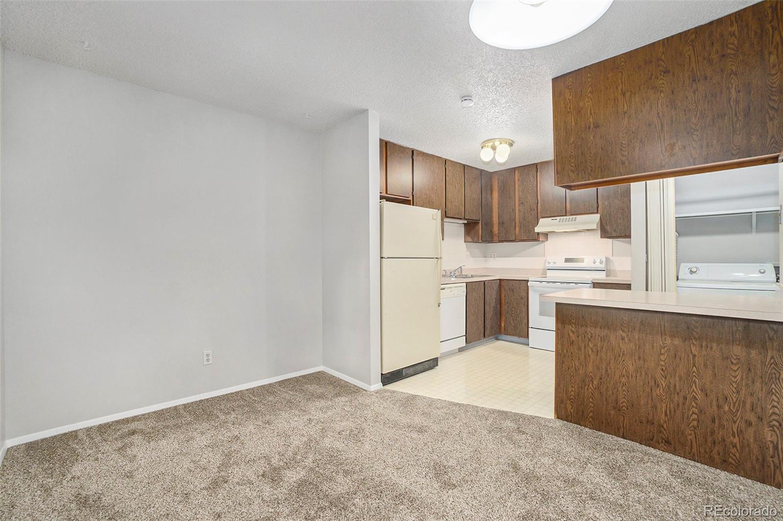 925 Columbia Road, Unit 431 Fort Collins, CO 80525 - Photo 4 of 13 Gallery Image 4