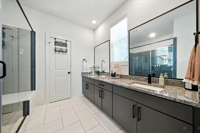 $2,500 | 1644 West Tidwell Road, Houston, TX 77091