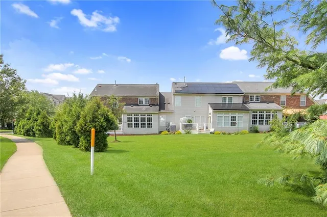 $679,000 | 947 Park Plaza, Wexford, PA 15090