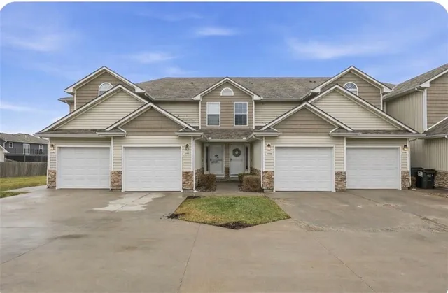 $250,000 | 21089 Millridge Street, Spring Hill, KS 66083