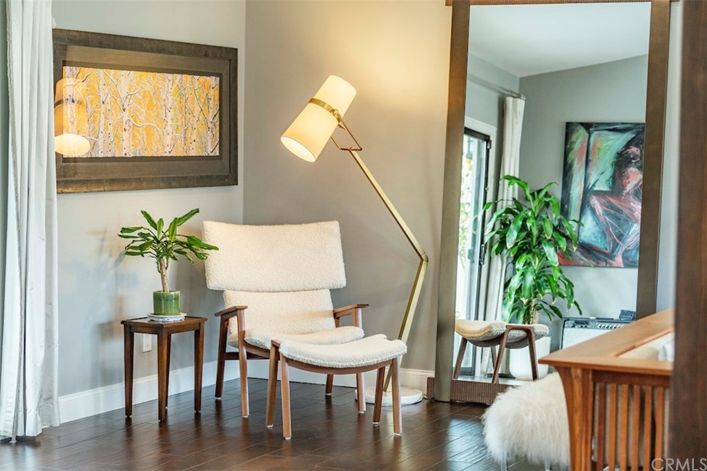 1539 Vía Coronel Palos Verdes Estates, CA 90274 - Photo 16 of 52 a view of a dining room with furniture and wooden floor