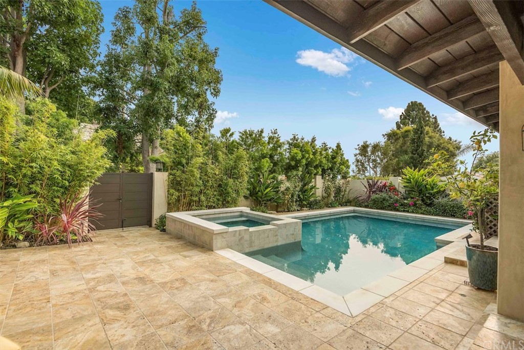 1539 Vía Coronel Palos Verdes Estates, CA 90274 - Photo 45 of 52 a view of a swimming pool with a yard