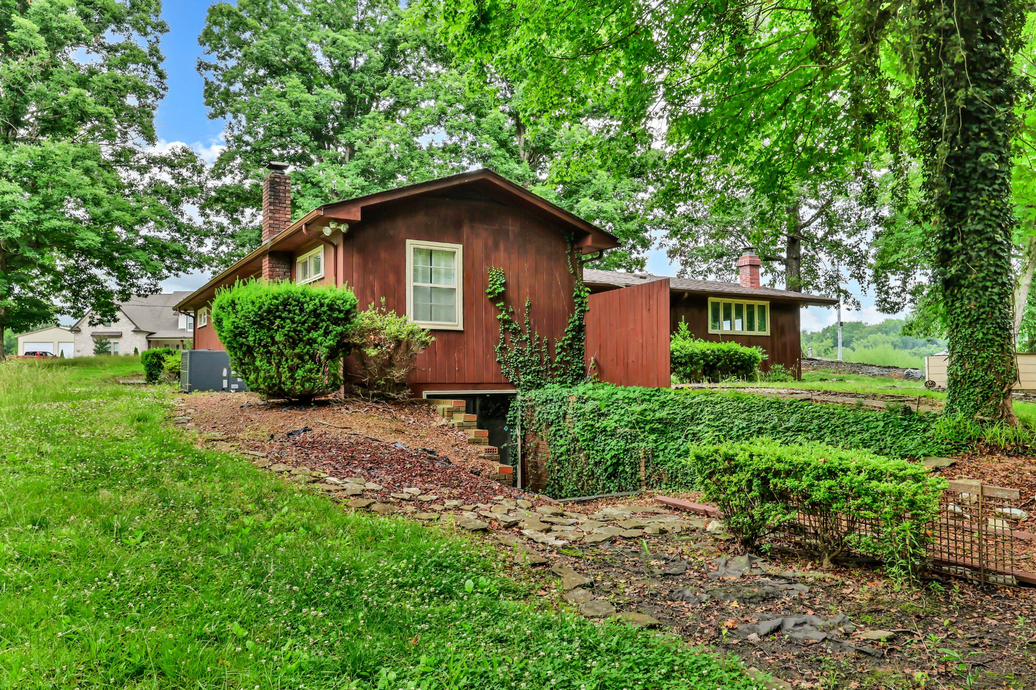 1692 Gratton Road Clarksville, TN 37043 - Photo 33 of 36 Gallery Image 33