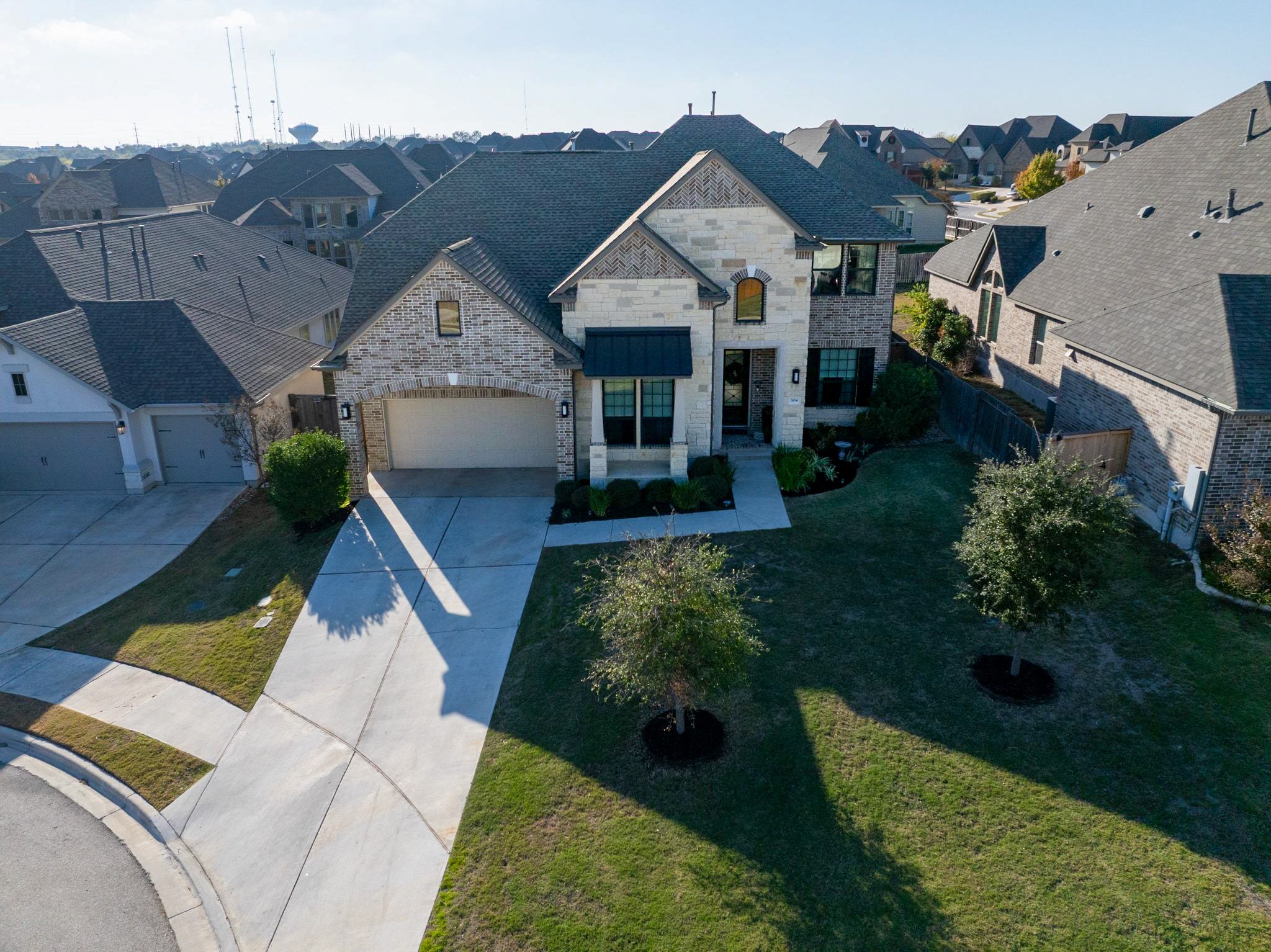 304 Wavy Cattail Cove Georgetown, TX 78626 - Photo 3 of 29