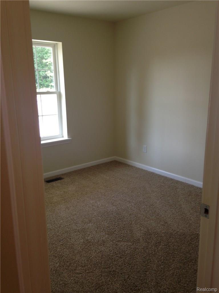3528 Warner Road Howell, MI 48855 - Photo 34 of 61 IMG_3117.JPG