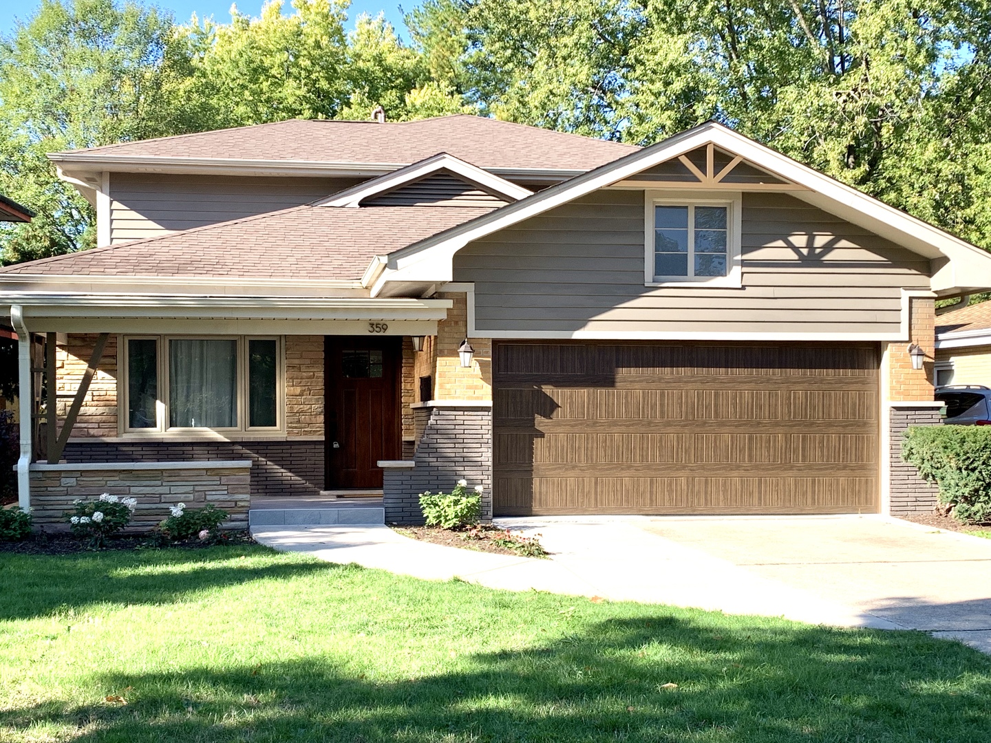 359 Lionel Road Riverside, IL 60546 - Photo 1 of 15