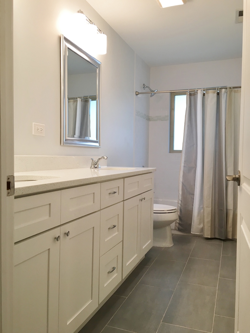 359 Lionel Road Riverside, IL 60546 - Photo 11 of 15