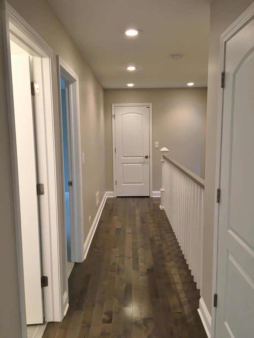 359 Lionel Road Riverside, IL 60546 - Photo 13 of 15