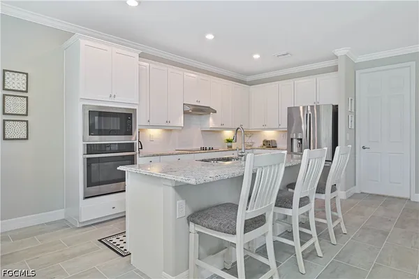 $935,000 | 19553 The Pl Boulevard, Estero, FL 33928