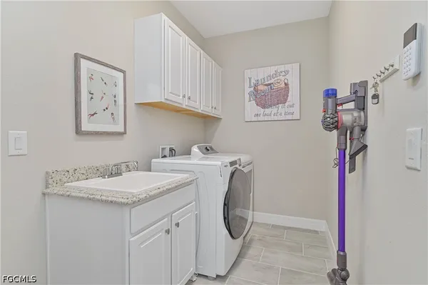 $935,000 | 19553 The Pl Boulevard, Estero, FL 33928