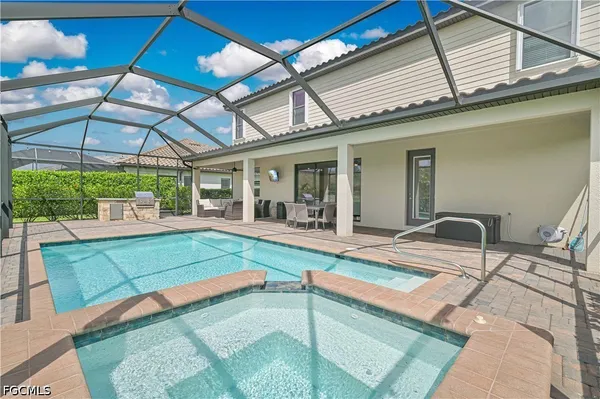 $935,000 | 19553 The Pl Boulevard, Estero, FL 33928