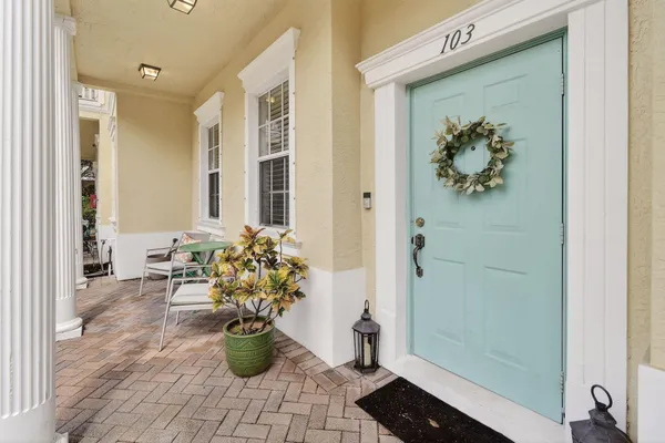 $424,900 | 355 East Thatch Palm Circle, Unit 103, Jupiter, FL 33458