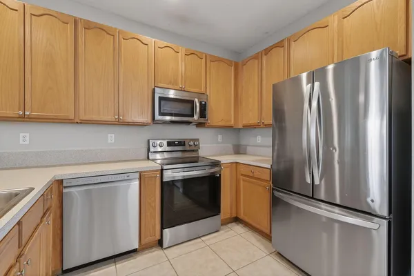 $424,900 | 355 East Thatch Palm Circle, Unit 103, Jupiter, FL 33458