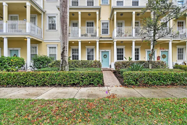 $424,900 | 355 East Thatch Palm Circle, Unit 103, Jupiter, FL 33458