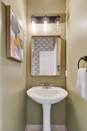 $424,900 | 355 East Thatch Palm Circle, Unit 103, Jupiter, FL 33458