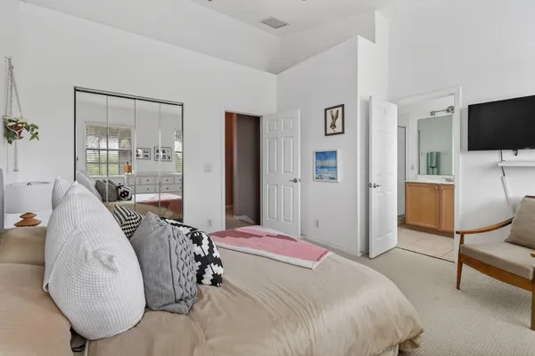 $424,900 | 355 East Thatch Palm Circle, Unit 103, Jupiter, FL 33458