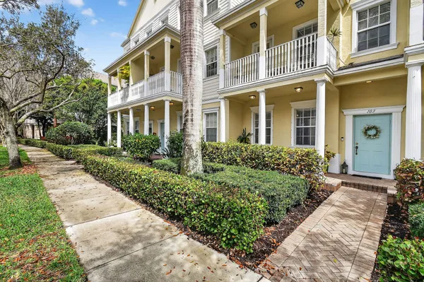 $424,900 | 355 East Thatch Palm Circle, Unit 103, Jupiter, FL 33458