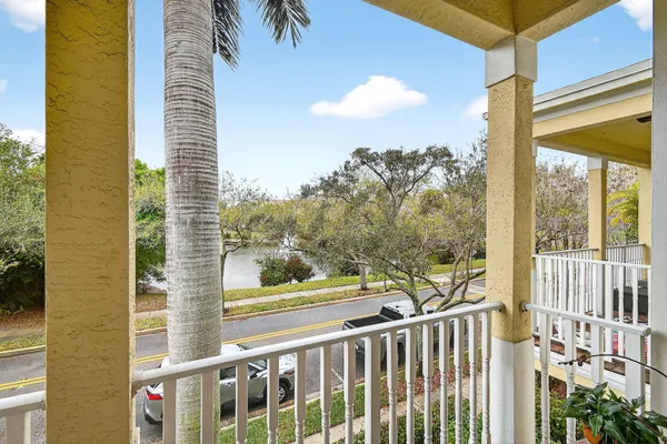 $424,900 | 355 East Thatch Palm Circle, Unit 103, Jupiter, FL 33458