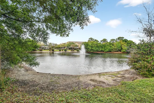 $424,900 | 355 East Thatch Palm Circle, Unit 103, Jupiter, FL 33458