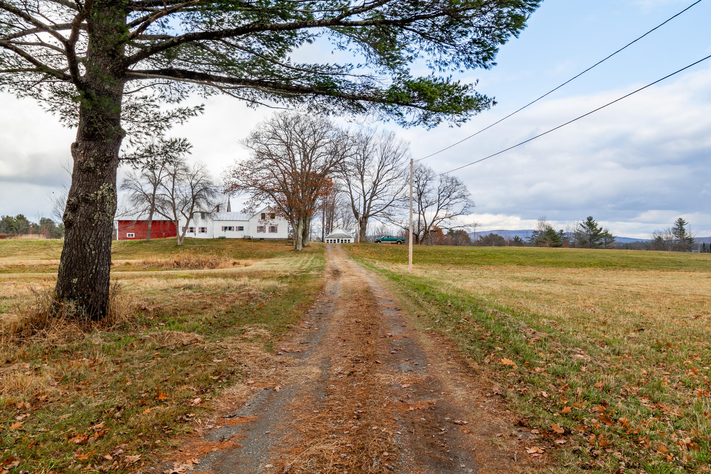 41 South Merrill Road Harmony, ME 04942 - Photo 4 of 113 20251114-81181