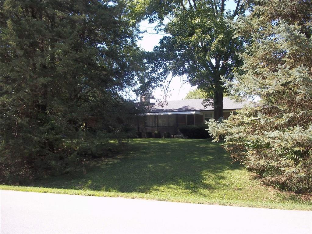 1910 Woodcrest Road Indianapolis, IN 46227 - Photo 2 of 39 Gallery Image 2