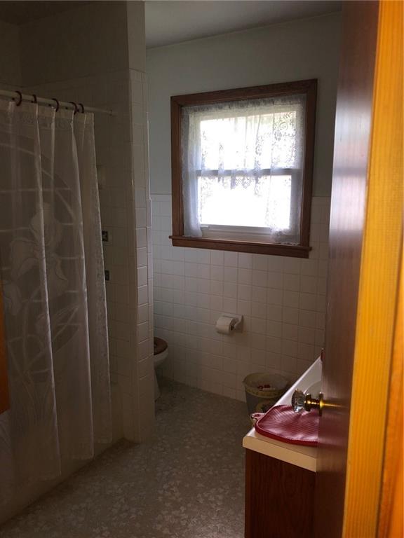 1910 Woodcrest Road Indianapolis, IN 46227 - Photo 11 of 39 Gallery Image 11