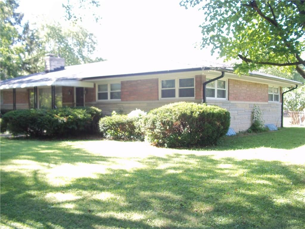 1910 Woodcrest Road Indianapolis, IN 46227 - Photo 14 of 39 Gallery Image 14