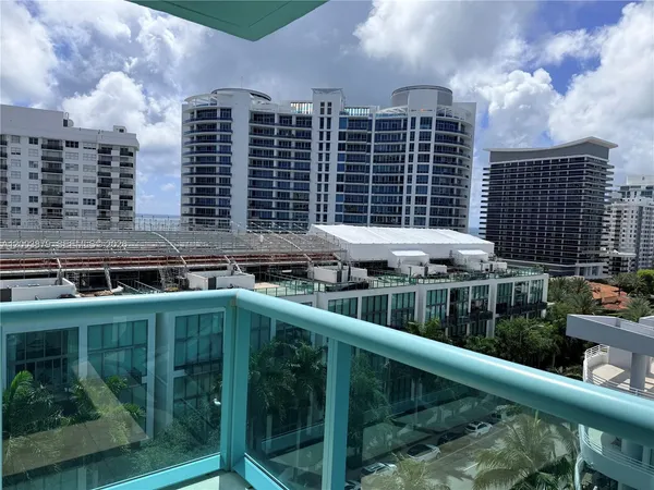 $6,000 | 6000 Indian Creek Drive, Unit 10A, Miami Beach, FL 33140