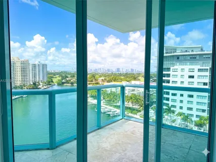 $5,700 | 6000 Indian Creek Drive, Unit 10A, Miami Beach, FL 33140