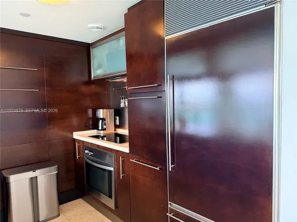 $6,000 | 6000 Indian Creek Drive, Unit 10A, Miami Beach, FL 33140