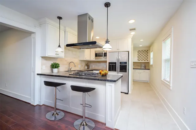 $564,900 | 1406 Foxwood Road, Houston, TX 77008