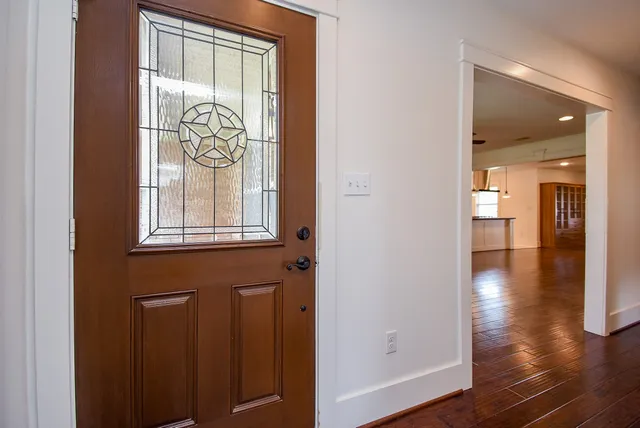 $564,900 | 1406 Foxwood Road, Houston, TX 77008